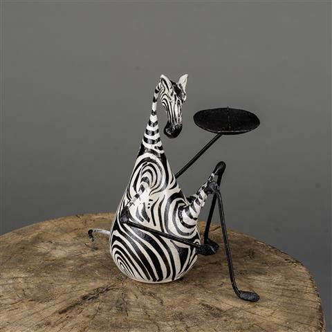 Zebra Oturan Mumluk