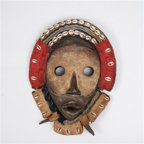 Hazart_Afrika_Gana__Kırmızı Kabuklu Ruh Maskesi