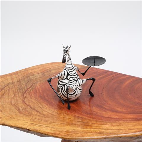 Zebra Oturan Mumluk